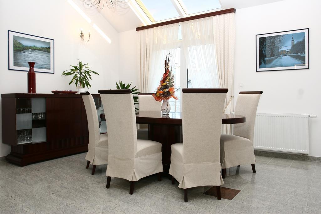 马比斯阿帕特曼尼酒店 科普里夫尼察 外观 照片